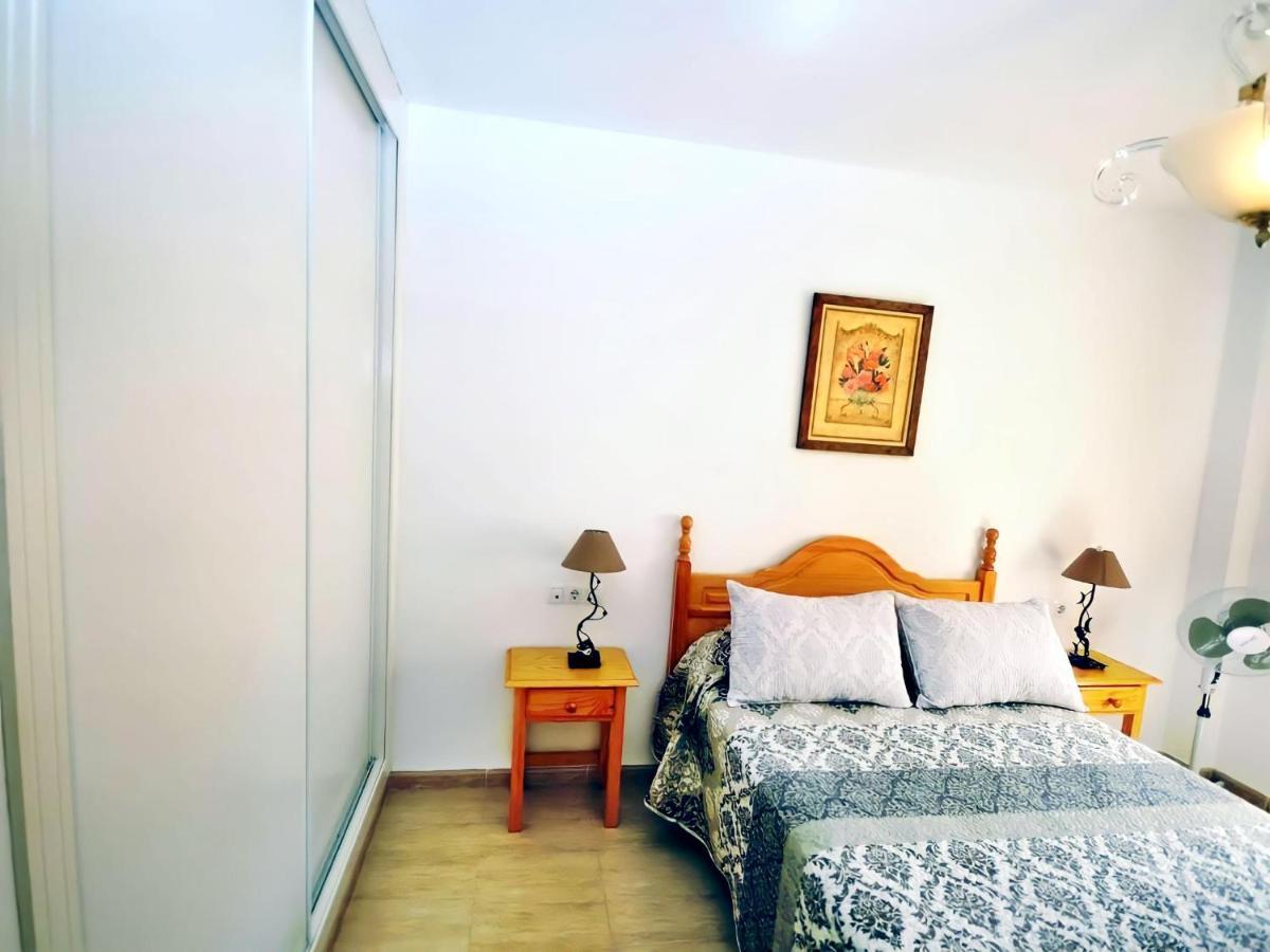 Apartamento Junto Al Mar Piscina Solo Familias Conil De La Frontera Exterior photo