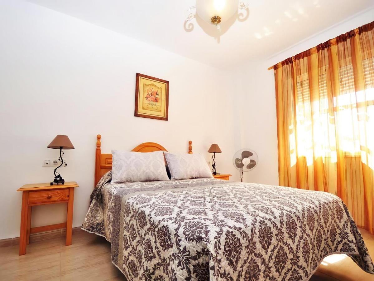 Apartamento Junto Al Mar Piscina Solo Familias Conil De La Frontera Exterior photo