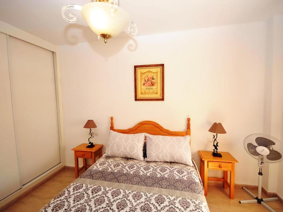 Apartamento Junto Al Mar Piscina Solo Familias Conil De La Frontera Exterior photo